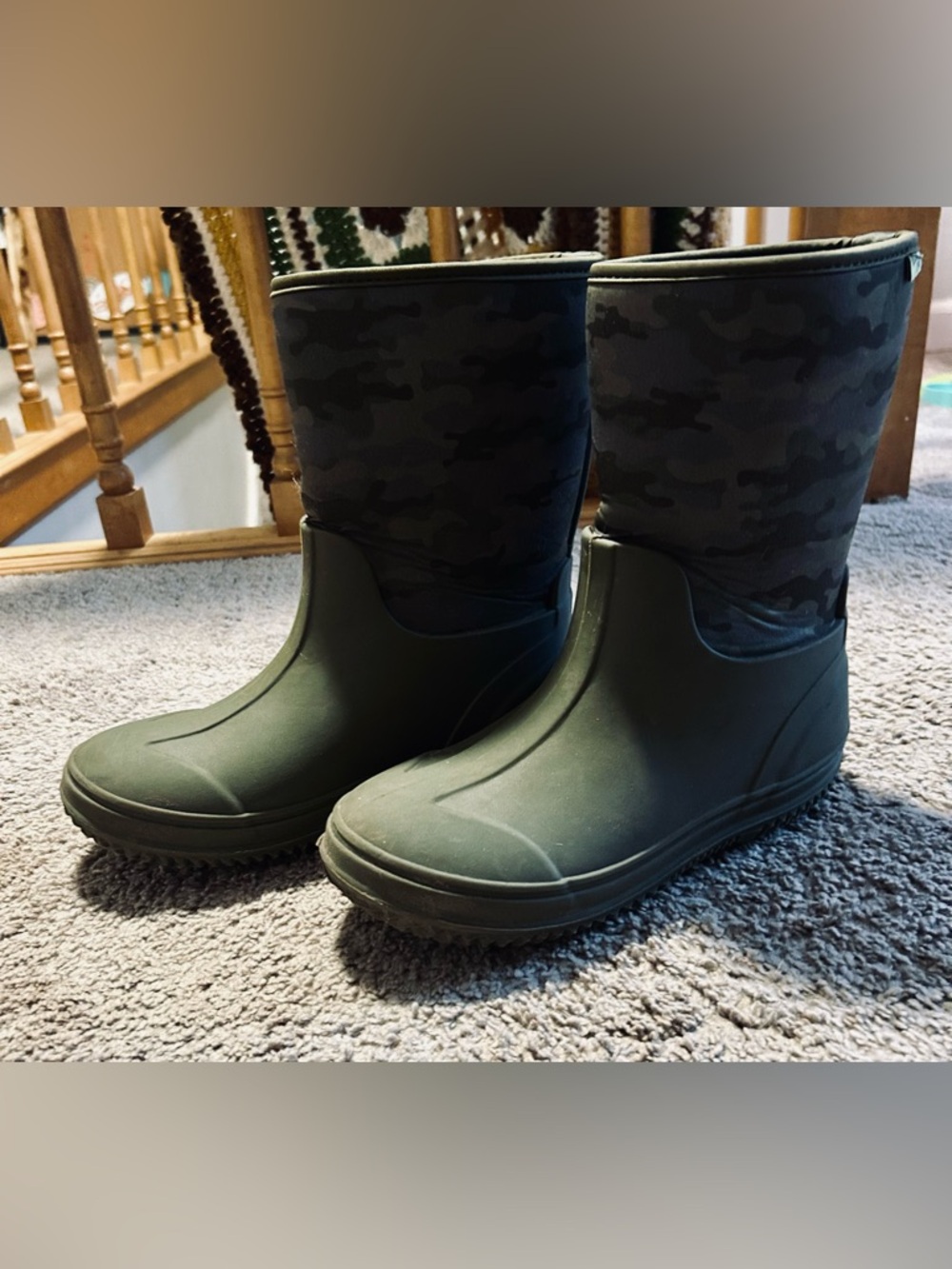 Western Chief Kids Size 5 Green Camo Waterproof Winter Boots